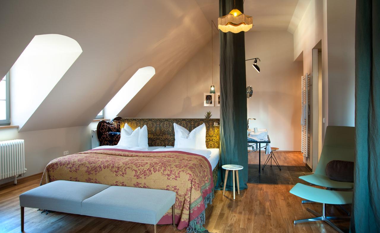 格尔利茨艾默里奇酒店 外观 照片 A room at the Hotel St. George
